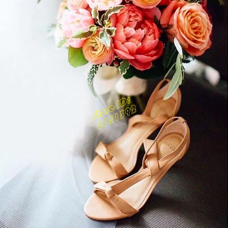 Leather Knot Stiletto High Hee - đánh giá và giá Leather Classic Strap