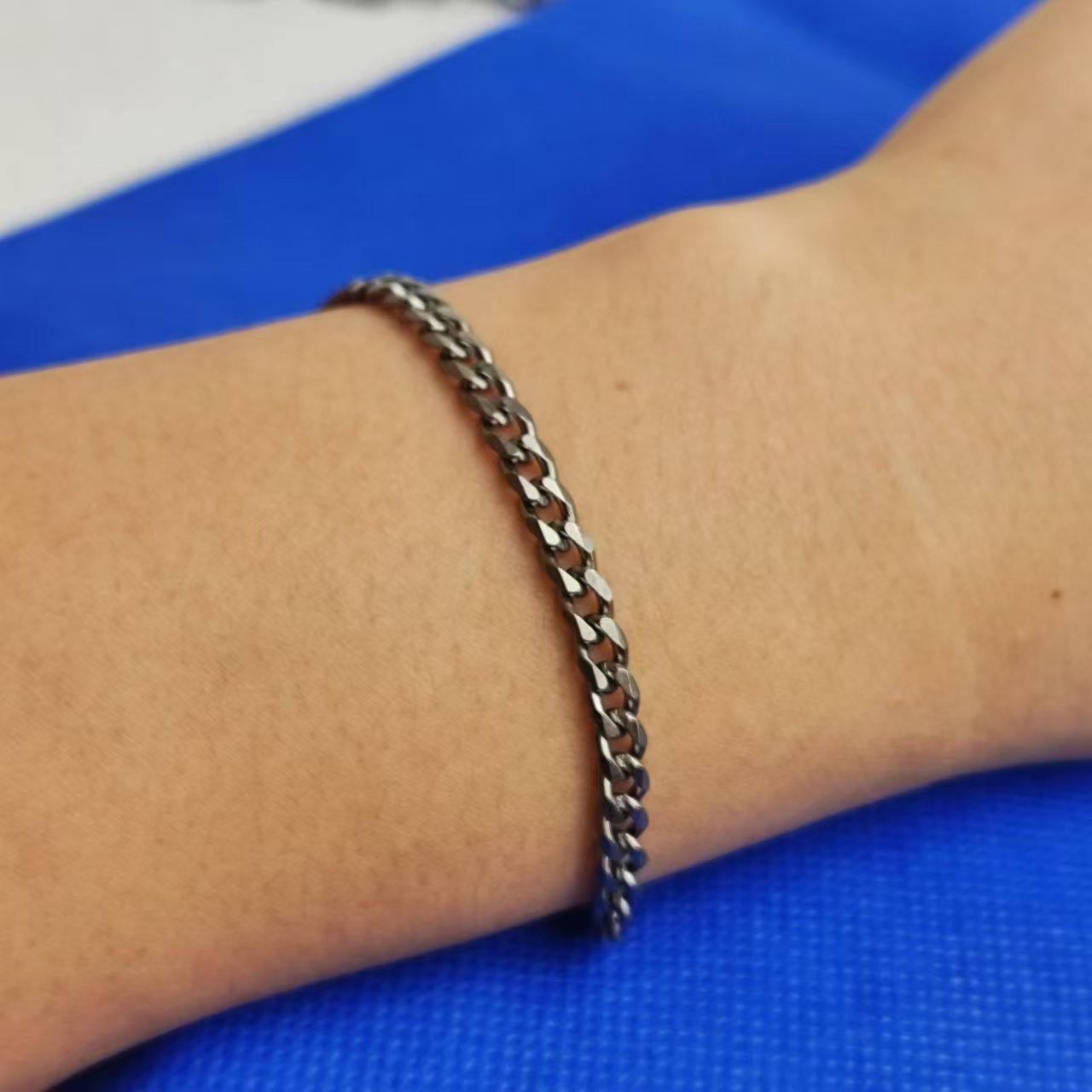 I-souled Titanium Women Chain  - đánh giá và giá Ceramic Link Bracelet